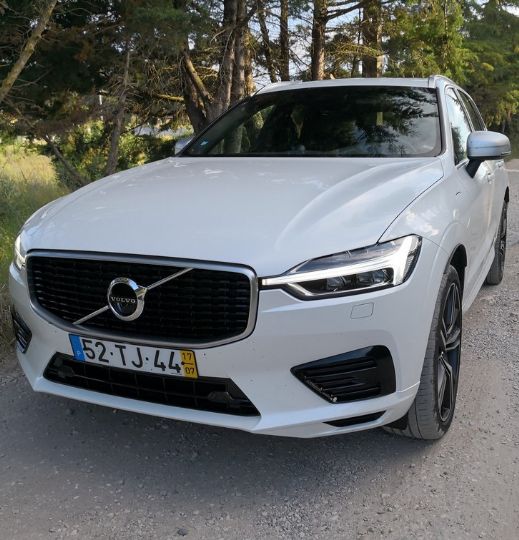 Volvo XC60 T8 R-Design uma fera de 400cv